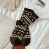 Calcetines de Lana Estilo Fair Isle Otoño e Invierno para Mujer, Calcetines Gruesos Cálidos de Media Pantorrilla, Versátiles Calcetines Holgados de Árbol Pequeño Atmosféricos Estilo Japonés