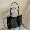Bolso tote nuevo con textura casual, diseño de nicho, moderno y simple, gran capacidad, adecuado para ir al trabajo, bolso de mano y bolso de hombro para mujer