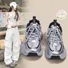 Leve Super Popular Sapatos de Pai Pretos Femininos 2025 Outono Novo Versátil Respirável Sola Grossa Sapatos Esportivos Casuais Cabelo Direto da Fábrica