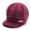 Gorro de invierno para mujer, forrado de polar para abrigar, gorro de punto para mujeres mayores, gorro de punto grueso para personas de mediana edad y mayores para proteger los oídos del frío.