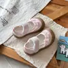 Novos Tênis de Caminhada de Malha para Meninas 2026, Sola Macia Respirável, Sapatinhos de Princesa para Bebê, Tênis Infantis Fofos com Laço