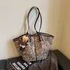 Bolso Grande de Mujer con Estampado de Leopardo Personalizado 2026 Otoño Nuevo Estilo Moda Bolso de Hombro Único Bolso Tote de Mano para el Trabajo y el Trayecto