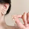 Pendientes Verdes Florales Frescos y Sencillos para Mujer, Lujo Ligero con un Toque de Alta Gama, Pendientes Elegantes para Primavera y Verano, Diseño de Nicho, Accesorios para Orejas Estilo Vacaciones