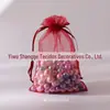 Fábrica de Yiwu Especializada em Comércio Exterior de Sacos de Organza com Fio de Pérola, Caixas de Joias, Cosméticos, Redes para Presentes e Embalagens a Vácuo