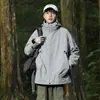Chaqueta de Otoño e Invierno para Hombres y Mujeres, Set de Tres Piezas 0.05kg, Desmontable, Impermeable, Transpirable, Petite, Corte Holgado, Chaqueta de Montañismo