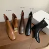 Populares Botines de Cuero Genuino con Tacón Grueso Estilo Europeo y Americano para Mujer, Nuevos para Otoño e Invierno 2025, con Hebilla Metálica, Cierre Lateral con Cremallera, Punta Redonda