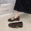Sapatos Mary Jane Moda Outono 2025 Novo Camurça Bico Quadrado Estilo Chanel Salto Bloco Tira no Tornozelo Versátil