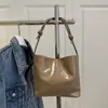 2025 Nova Bolsa de Ombro Cor Sólida Estilo Simples Moda Estilo Hong Kong Cor Vibrante Bolsa de Balde de Alto Padrão Bolsa de Axila de Alta Qualidade