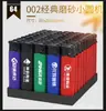 Publicidade de plástico descartável isqueiro direto logotipo personalizado atacado cinco cores metal pacote de isqueiro à prova de vento