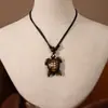Collar de Resina Estilo Étnico Tribal de Nueva Zelanda Colgante Imitación Hueso de Anzuelo de Pescado Maorí Cadena para Suéter Accesorios de Viaje para Lugares Pintorescos