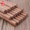 Palillos de madera con forma de alitas de pollo, 10 pares en caja, para olla caliente, para hotel, hogar, sin cera, regalo de empresa, venta al por mayor