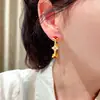 Pendientes Geométricos en Forma de C con Flor de Goteo de Aceite de Circonita, Recubiertos de Oro Real de 18K sobre Aguja de Plata, Pendientes de Lujo Ligero Retro de Nicho de Alta Gama