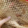 Papel Desgarrable Rojo para Vino de Mesa Papel Honeycomb de Malla Amortiguación Papel para Empaque de Artículos Frágiles de Cerámica y Vidrio Papel de Empaque Amortiguador