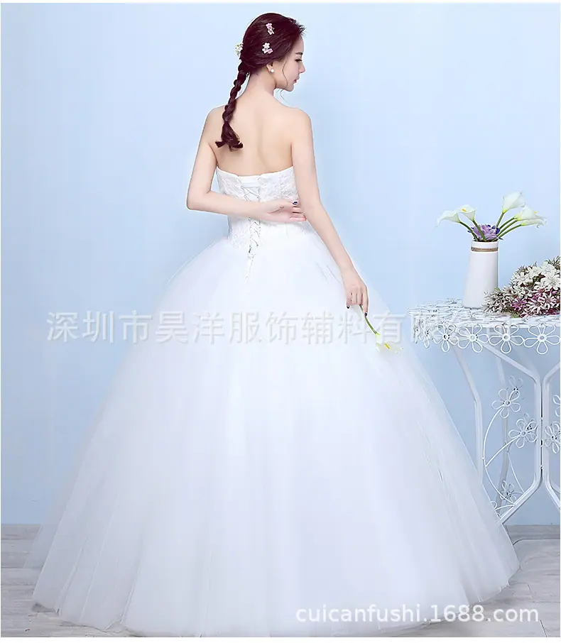 婚纱成品图片