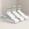 Colgador de plástico grueso con recubrimiento nuevo estilo extra grueso para adultos plástico con recubrimiento antideslizante sin marcas colgador de ropa colgador de ropa para niños