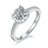 Venta directa del fabricante: Anillo de Plata S925, Un Quilate, Banda Recta Clásica, Diseño de Cabeza de Toro Microincrustado, Anillo de Compromiso para Mujeres, Anillo de Boda, Disponible para Dropshipping
