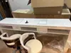 Mesa de Trabajo para Manicura de Superficie Plana Blanca Individual/Doble de Moda con Lámpara de Pinza Estilo Japonés y Ranura para Aspiradora