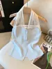Camisola de Encaje Dulce Estilo Francés con Patchwork y Cuello Halter para Mujer, Versión Coreana de Verano, Top Corto Elegante de Corte Ajustado, Moderno