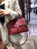 2026 Bolsos de Mujer Estilo Nuevo Bolso de Mujer de Piel Genuina Estilo Europeo y Americano Bolso de Hombro Cruzado Bolso con Solapa de Patrón de Cocodrilo