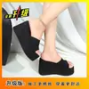 Chanclas de cuña con suela gruesa negras para mujer, Nuevas Sandalias Versátiles de Moda para Exteriores de Verano 2026, Sandalias de Cuña