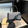 Fivela de Cinto Color Blocking de Luxo Leve da Moda 2025 Nova Tendência Estilo Coreano Retrô Casual Bolsa Quadrada Pequena de Ombro Cruzado de Mão