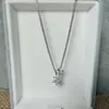 Colar com Pingente de Estrela Exquisito e Brilhante para Mulheres, Design Vintage de Nicho de Alta Qualidade, Corrente para Clavícula, Popular no Xiaohongshu, Direto da Fábrica