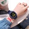 Nuevo Reloj Electrónico Digital Cuadrado Color Azul Klein 2026 para Hombres y Mujeres, Pareja de Estudiantes, Mejor Amigo, Estilo Coreano Mori Reloj Deportivo