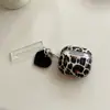 Capa Protetora de Fone de Ouvido AirPods 4ª Geração Estampa de Leopardo Bege de Alta Qualidade para Outono e Inverno Adequada para Estojo de Fone de Ouvido Airpodpro3