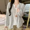Chaqueta Cárdigan Rayada Marrón Melanoid para Mujer Otoño Nuevo Estilo Estilo Coreano Holgada Adelgazante Estilo Suave Top Botones Estilo Coreano