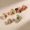 Pendientes de Abeja Europeos y Americanos de Acero Inoxidable Transfronterizos para Mujer, Color Dorado, Pendientes de Goteo de Aceite Creativos de Moda de Alta Gama, Venta al por Mayor de Joyería
