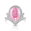 Anillo de Corona con Corte Flor de Hielo de Piedra Preciosa de Colores de Venta Caliente Transfronteriza Europea y Americana, Moderno y Lujoso, Diamante de Alto Carbono Transmisión en Vivo, Envío Directo de una Pieza