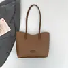 2026 Bolso Tote Simple de Gran Capacidad para Mujer Bolso de Hombro Único de Moda Versátil para Viajes y Uso Diario Bolso Tote de Mano de Gama Alta