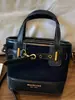 Bolsa de mão de nicho de luxo leve transfronteiriça feminina novo estilo outono 2026 bolsa de balde moderna bolsa de ombro único transversal texturizada