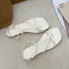 Sandalias de diseño de punta cuadrada para mujer, nuevas de moda verano 2026, sandalias versátiles de suela blanda y tira fina