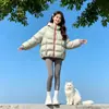 Chaqueta de Algodón Holgada y Cálida con Capucha para Parejas Mujer 2026 Invierno Corta Tallas Grandes Protectora Gruesa para el Frío al Aire Libre