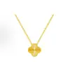 Collar de Trébol de la Suerte Chapado en Oro Cortado con Láser para Mujer, Oro Sintético, Lujo Ligero, Nicho, Colgante de Trébol de Gama Alta, Cadena para Clavícula