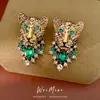 Brincos de prata vintage com agulha e diamantes, design de leopardo, requintados e únicos, estilo exagerado, luxo leve e sensação de alta qualidade