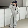 Conjunto Infantil Primavera e Outono 2026 Novo Estilo Crianças Estiloso Super Bonito Casual Roupas de Outono Crianças de Tamanho Médio e Grande Moletom Conjunto de Duas Peças
