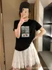 Camiseta de algodón acanalado para mujer con mangas dobladas, top ajustado de manga corta, directo de la fábrica de origen para la temporada de verano