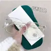 Armazón Cuadrado Ultraligero con Remaches Elegantes, Efecto Adelgazante, Adecuado para Lentes de Graduación, Sensación de Alta Gama, Elegante para Salir y Viajar al Trabajo, Versátil