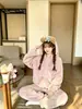 Pijama de Coral Fleece para Mujer Otoño Invierno Nuevo Estilo Set Portátil con Cremallera Moda Suelto Engrosado Cálido Cárdigan Ropa de Casa
