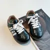 Zapatillas de Entrenamiento Alemanas Retro para Niñas 2026 Nuevo Otoño Súper Calientes Zapatos Forrest Gump Suela Suave Zapatos Deportivos Zapatos Casuales para Niños Modernos