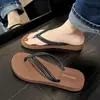 Novas Chinelas Femininas, Para Uso Externo no Verão, Antiderrapantes, Resistentes ao Desgaste, Modernas e Versáteis, Sandálias de Praia