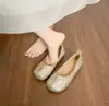 Mocasines planos de punta redonda para mujer, nuevo estilo francés de verano, empeine y suela suaves, versátiles con faldas, zapatos planos rojos