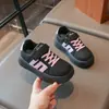 Tênis Casual Estilo Coreano para Crianças, Sapatos de Skate, Novidades Primavera e Outono, Unissex para Crianças, Biqueira Shell, Tênis Esportivos, Sapato Esportivo Versátil para Bebês, Tendência
