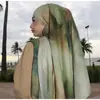 Serie de acuarela de Amazon transfronteriza Chal de poliéster satinado estilo étnico Bufanda para la cabeza de mujer étnica en stock
