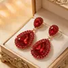 Pendientes Retro de Cristal Rojo Sangre de Paloma Estilo Palacio para Mujer, Pendientes Ligeros de Lujo y Gama Alta Estilo Francés, Pendientes Nuevos de Zirconia