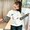 Camiseta infantil de manga comprida 100% algodão, blusa estampada de outono para meninas com efeito de duas peças, roupa de primavera e outono para bebês e crianças pequenas