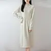 Vestido de Punto de Lana Pura Nuevo Otoño/Invierno 2026 para Mujer, Cuello Semi Alto, Adelgazante, Manga Larga, Vestido Base Hasta la Rodilla