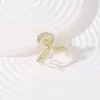 Pinza para el pelo de pedrería dulce y elegante para mujer, pinza lateral para flequillo de pelo suelto, pinza de garra pequeña de perla, pinza de tiburón de moda para la parte trasera de la cabeza